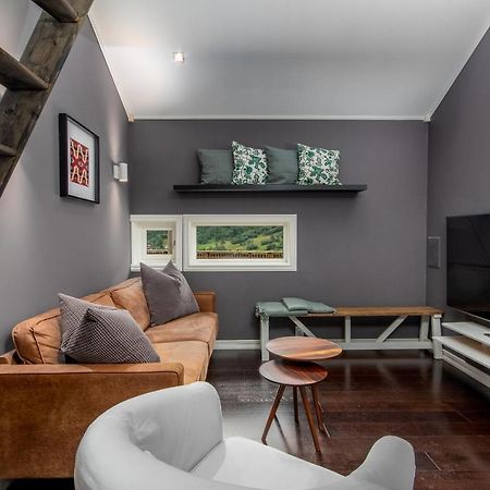 Panoramic Terrace, Huge Rain Shower And Cosy Lofts Flam Bagian luar foto