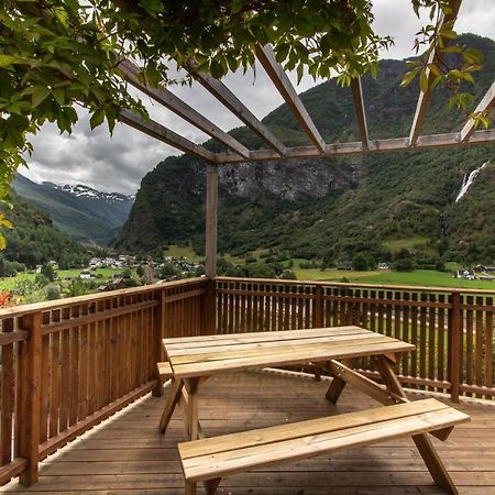 Panoramic Terrace, Huge Rain Shower And Cosy Lofts Flam Bagian luar foto