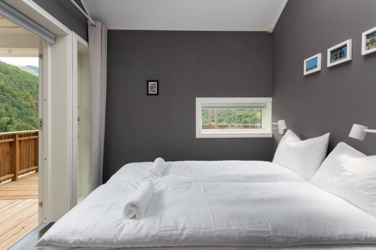 Panoramic Terrace, Huge Rain Shower And Cosy Lofts Flam Bagian luar foto